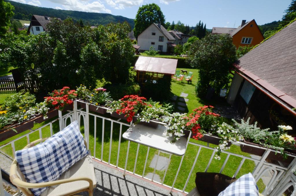 Pension Pod Morskym Okem Karlovice  外观 照片